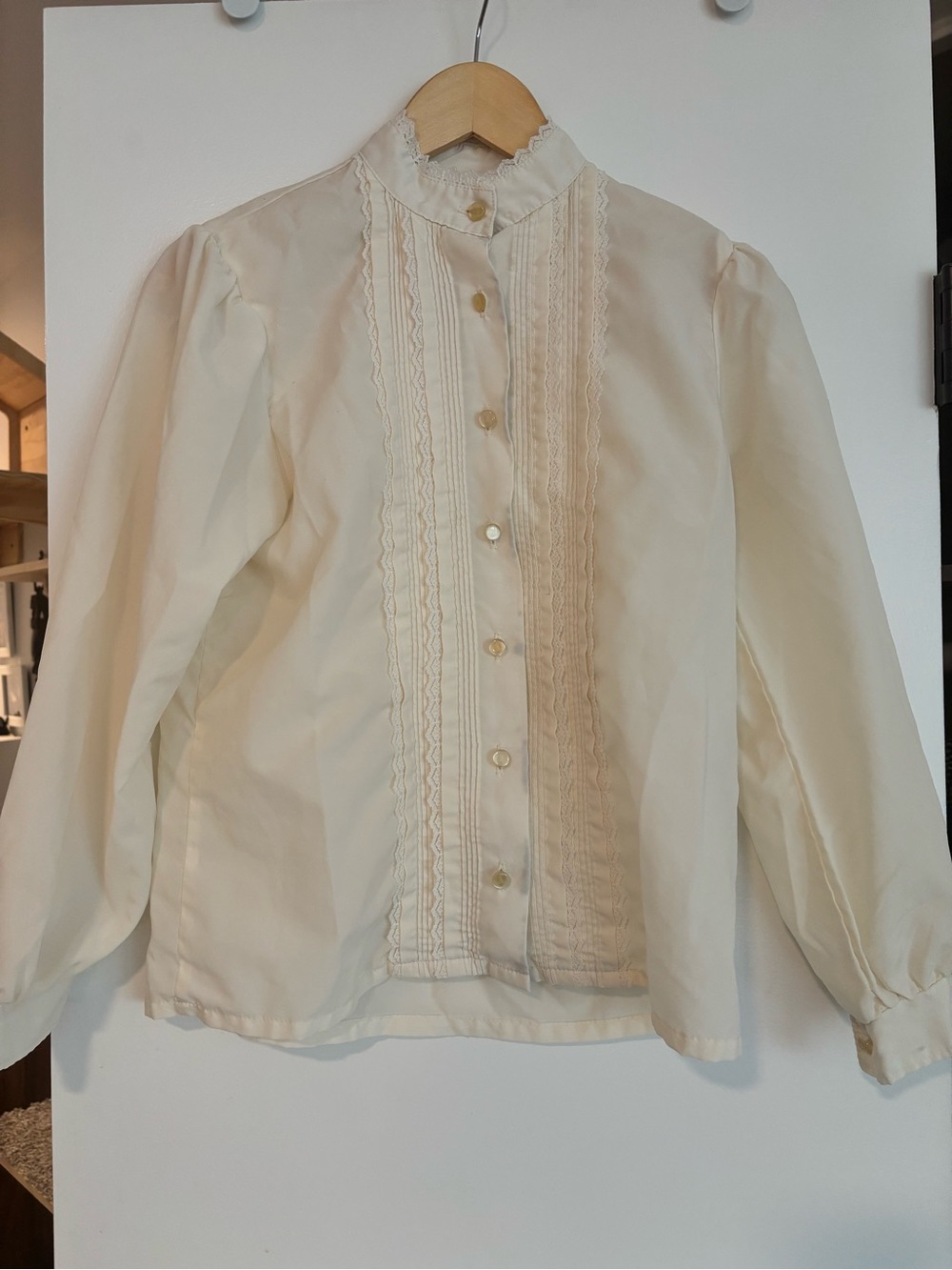 Women's Victorianesque Cream Lace-Trim Button Front Blouse